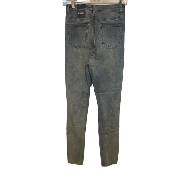 NWT Missguided The Sinner high waist raw hem skinny 8R jeans. - Picture 3 of 5